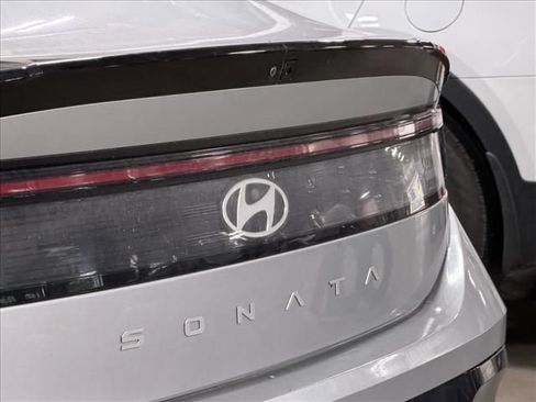 Used 2024 Hyundai Sonata SEL FWD image 13