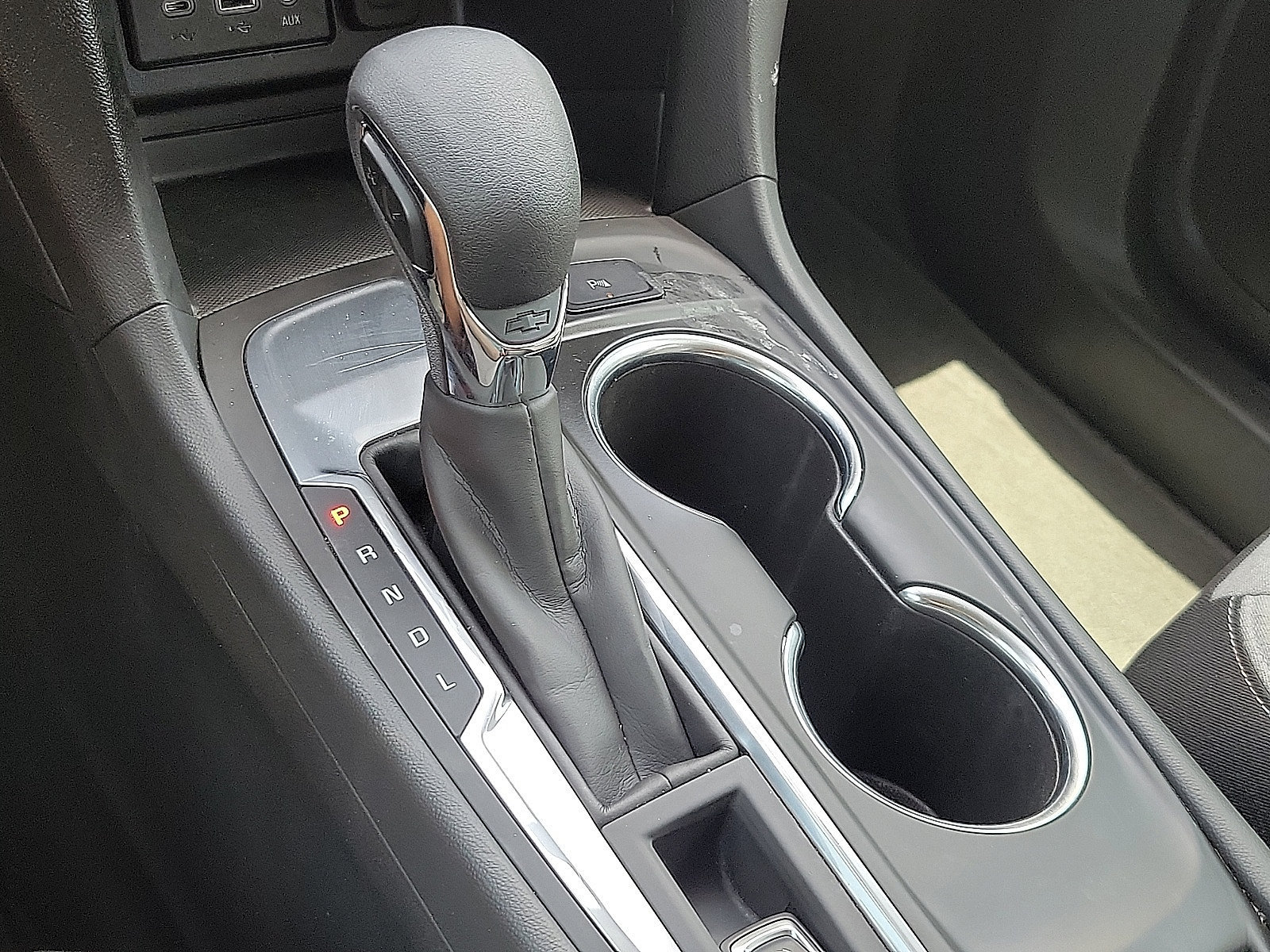 Used 2024 Chevrolet Equinox LT FWD image 17