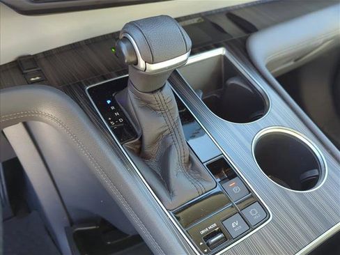 Certified 2021 Toyota Sienna Limited image 23