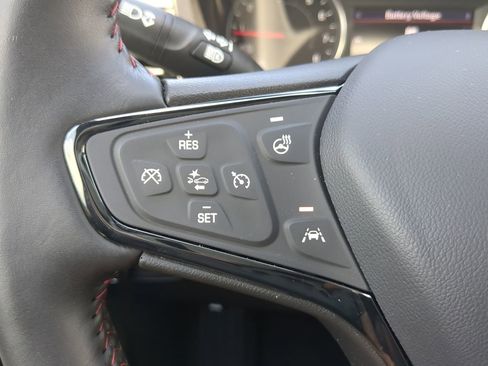 Used 2022 Chevrolet Equinox RS w/ RS Leather Package image 26