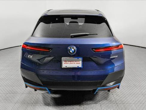 Used 2024 BMW iX xDrive50 w/ Luxury Package AWD/4WD image 6