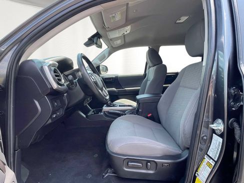 Used 2023 Toyota Tacoma SR5 AWD/4WD image 17