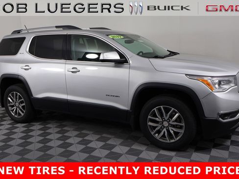 Used 2019 GMC Acadia SLE image 2