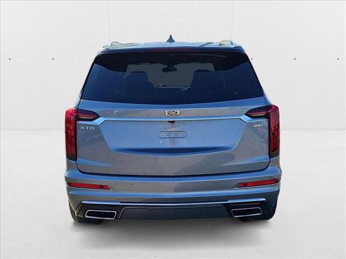 Used 2024 Cadillac XT6 Premium Luxury image 7