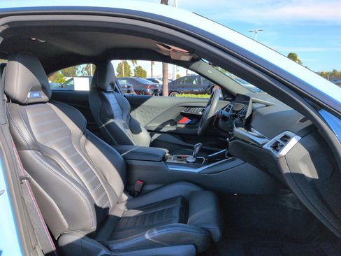 Used 2025 BMW M2 w/ Lighting Package image 32