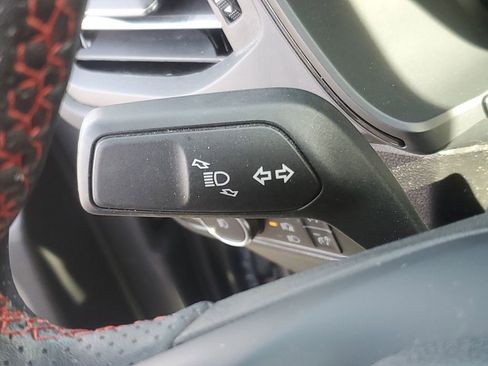 Used 2025 Ford Escape ST-Line Select AWD/4WD image 15