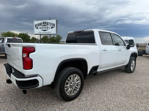Used 2021 Chevrolet Silverado 2500 High Country w/ Z71 Off-Road Package AWD/4WD image 10