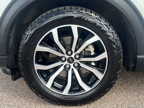 Used 2021 Ford Explorer ST w/ Equipment Group 401A AWD/4WD image 16