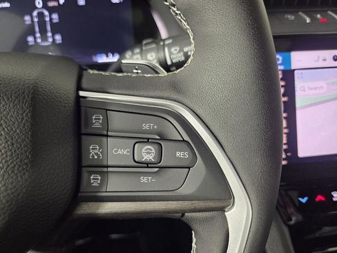 New 2026 Jeep Grand Cherokee L Limited RWD image 13