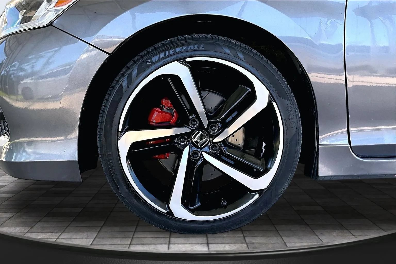 Used 2017 Honda Accord Sport image 30