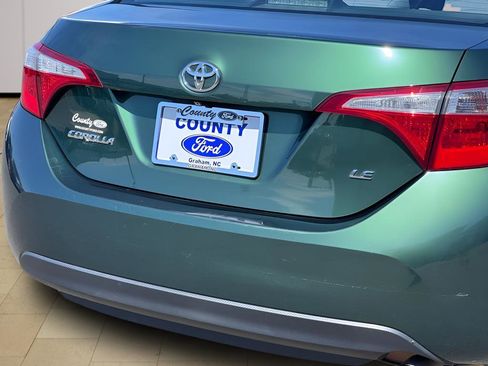 Used 2015 Toyota Corolla LE image 37