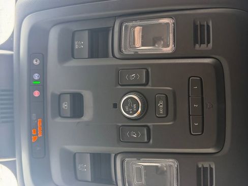 Used 2024 Chevrolet Tahoe RST w/ Luxury Package AWD/4WD image 29