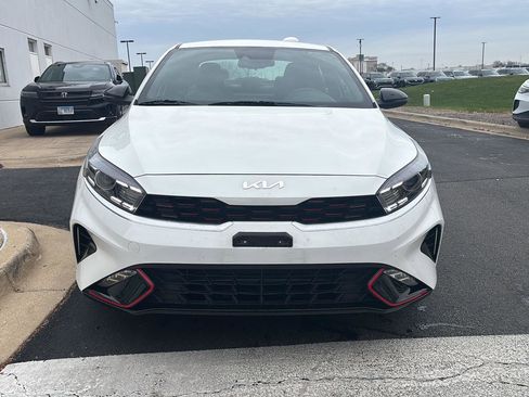 Used 2023 Kia Forte GT-Line image 3