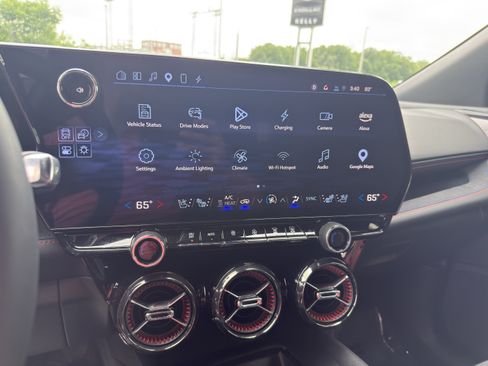 Used 2024 Chevrolet Blazer EV RS AWD/4WD image 14