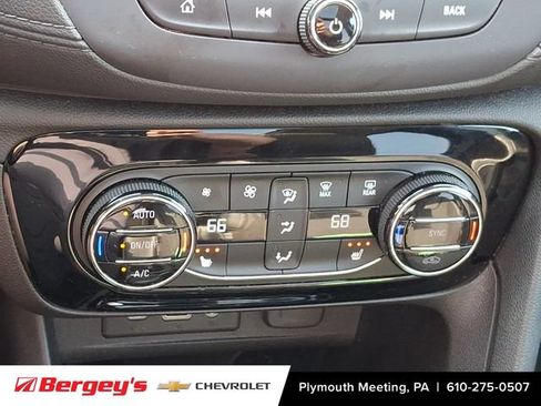 Certified 2020 Buick Encore GX Select w/ Experience Buick Package FWD image 18