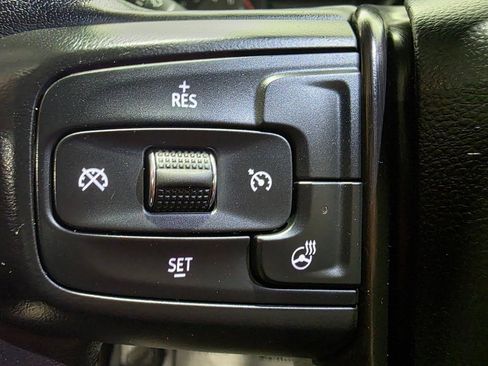 Used 2019 GMC Sierra 1500 AT4 image 5