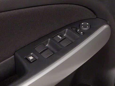 Used 2013 MAZDA MAZDA2 Touring FWD image 21
