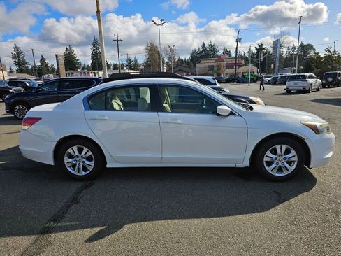 Used 2009 Honda Accord LX-P image 8