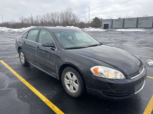 Used 2009 Chevrolet Impala LT image 2