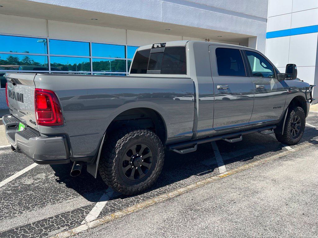 Used 2026 RAM 2500 Laramie w/ Night Edition AWD/4WD image 4