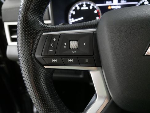 Used 2022 Mitsubishi Outlander SE image 27