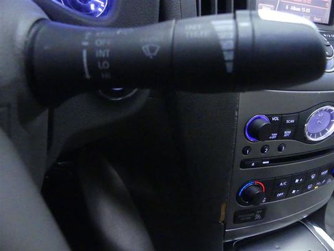 Used 2010 INFINITI G37 x w/ Premium Pkg image 15