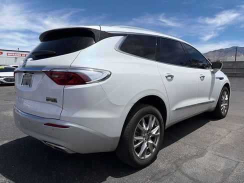 Used 2024 Buick Enclave Essence w/ Experience Buick Package AWD/4WD image 5
