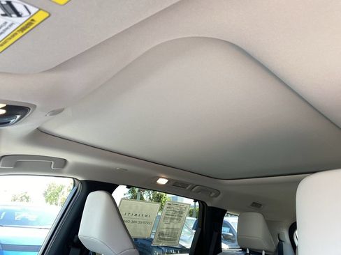 Certified 2026 INFINITI QX60 Luxe FWD image 33