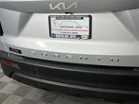 Used 2022 Kia Sorento LX image 26