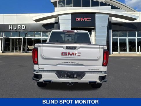 Used 2022 GMC Sierra 1500 Denali w/ Denali Premium Package AWD/4WD image 6