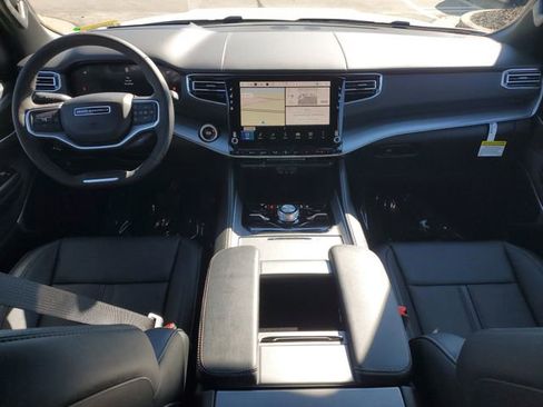 New 2026 Jeep Grand Wagoneer Limited image 17