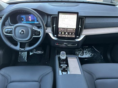 Certified 2026 Volvo XC90 B6 Plus w/ Protection Package Premier AWD/4WD image 14