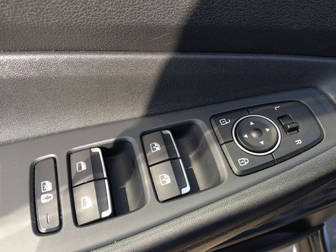 Used 2023 Hyundai Santa Fe SEL image 27