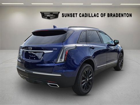 New 2025 Cadillac XT5 Sportv w/ LPO, Blue Accent Package image 7