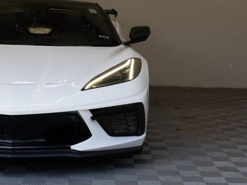 Used 2022 Chevrolet Corvette Stingray Premium Conv w/ Z51 Performance Package image 5