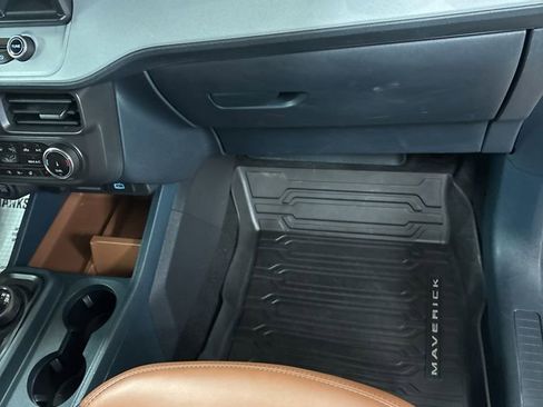 Used 2023 Ford Maverick Lariat w/ Lariat Luxury Package AWD/4WD image 26