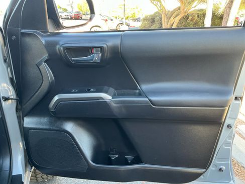 Certified 2021 Toyota Tacoma TRD Sport w/ Technology Package RWD image 16