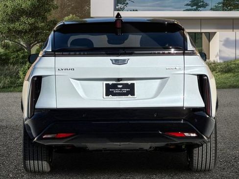 New 2026 Cadillac Lyriq Premium Sport image 5