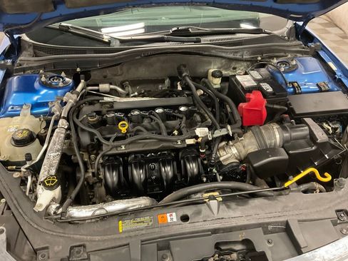 Used 2011 Ford Fusion SE image 31