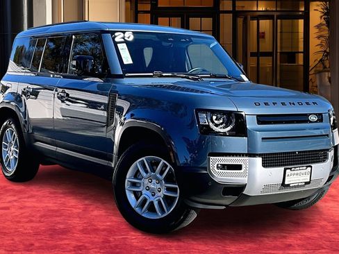 Used 2025 Land Rover Defender 110 S image 11