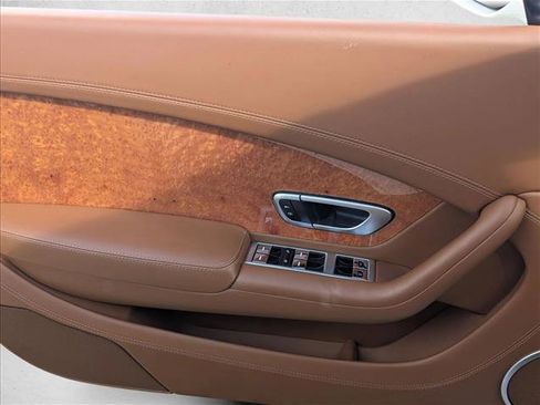 Used 2013 Bentley Continental GT image 9