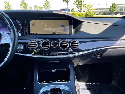 Used 2016 Mercedes-Benz S 550 4MATIC Sedan image 19