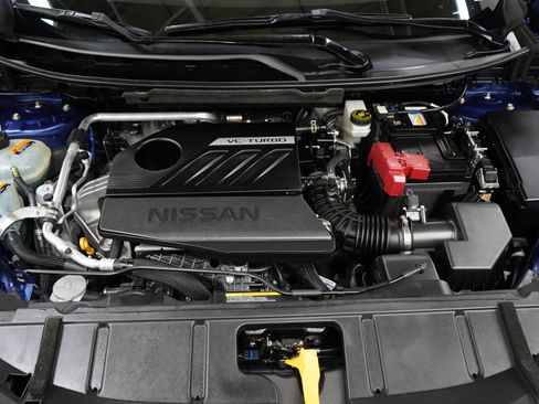 Used 2023 Nissan Rogue Platinum AWD/4WD image 32