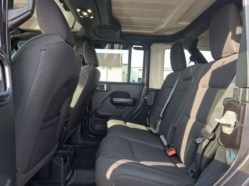 Used 2020 Jeep Wrangler Unlimited Sport image 10