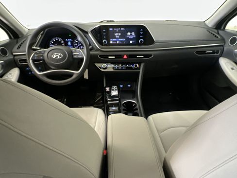 Used 2023 Hyundai Sonata SE w/ Preferred Accessory Package FWD image 22