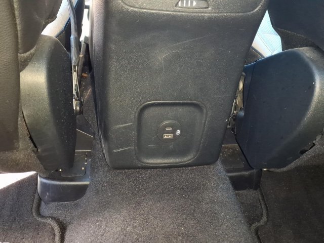Used 2020 Ford Escape Titanium AWD/4WD image 17