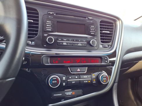 Used 2014 Kia Optima LX image 20