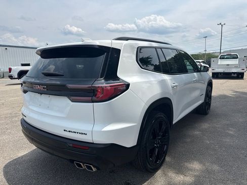 Used 2024 GMC Acadia Elevation w/ Black Edition FWD image 5
