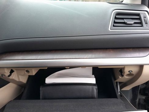 Used 2015 Subaru Outback 2.5i Limited image 39