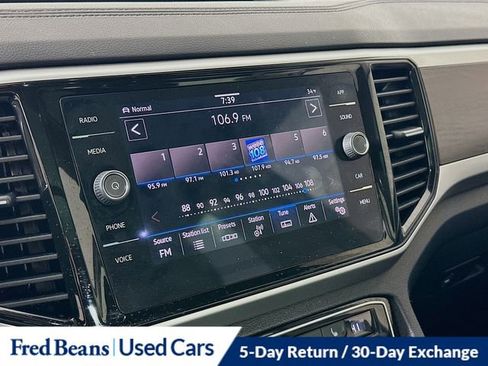 Used 2023 Volkswagen Atlas SE w/ Panoramic Sunroof Package image 15
